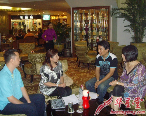 張凱麗VS感冒藥簽約現(xiàn)場(chǎng)